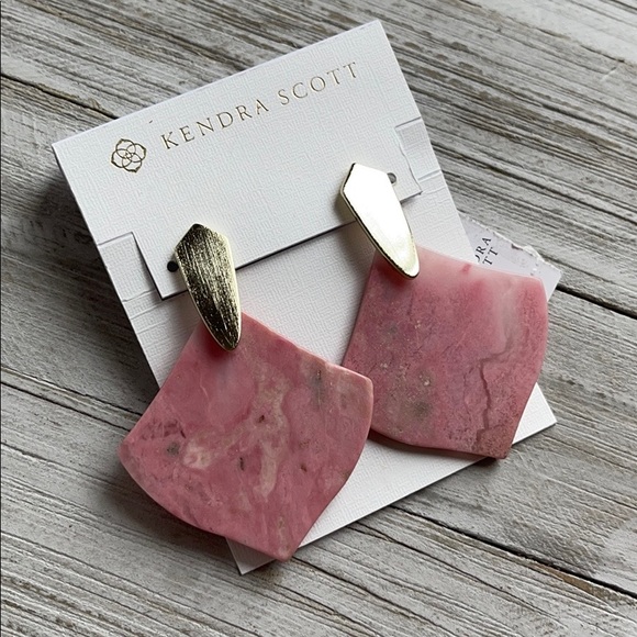 Kendra Scott Jewelry - Kendra Scott Astoria Pink Stone Earrings NEW